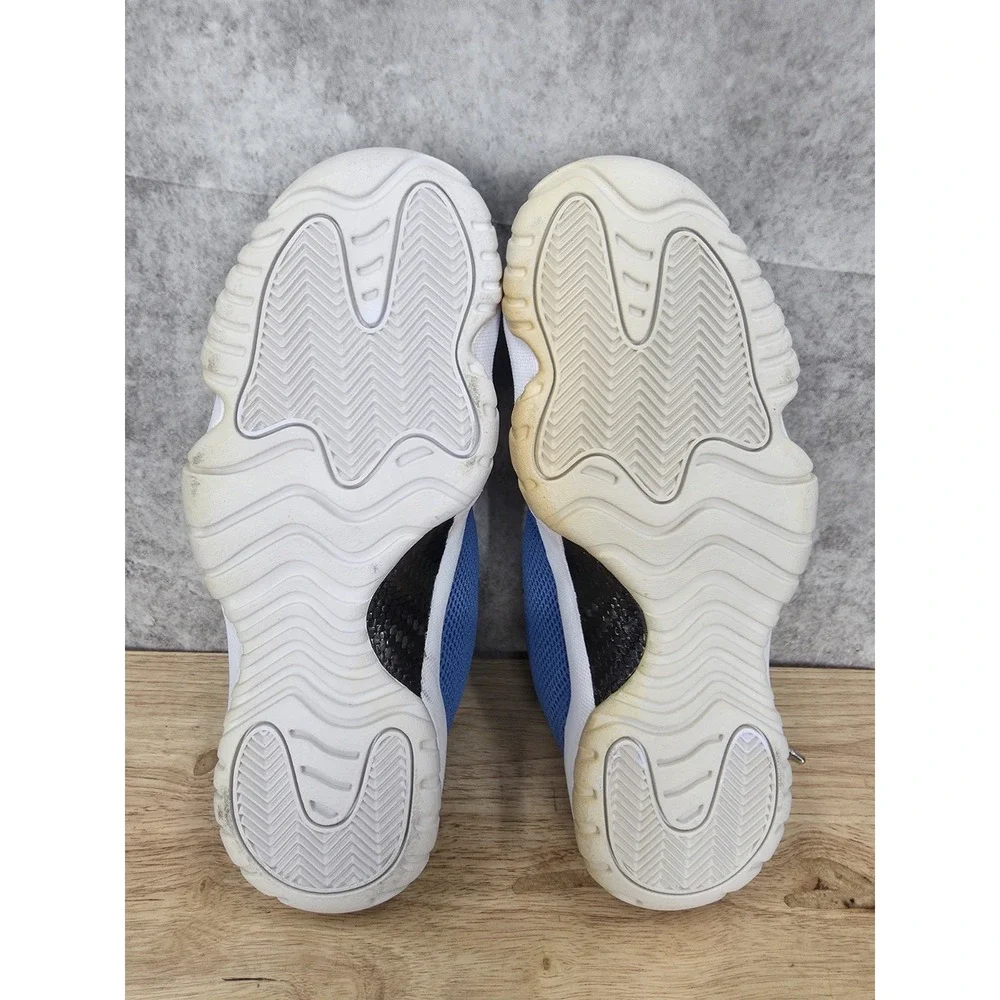 Air Jordan Future Low Basketball Shoes Mens 10 Photo Blue Sneakers 718948-400